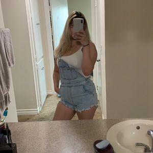 Overall shorts
